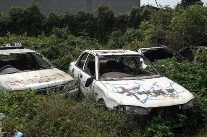 Taksi tua yang ada di Rawa Buaya