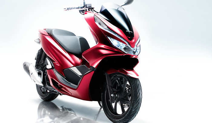 Ilustrasi Honda PCX 150 berwarna Glossy Red