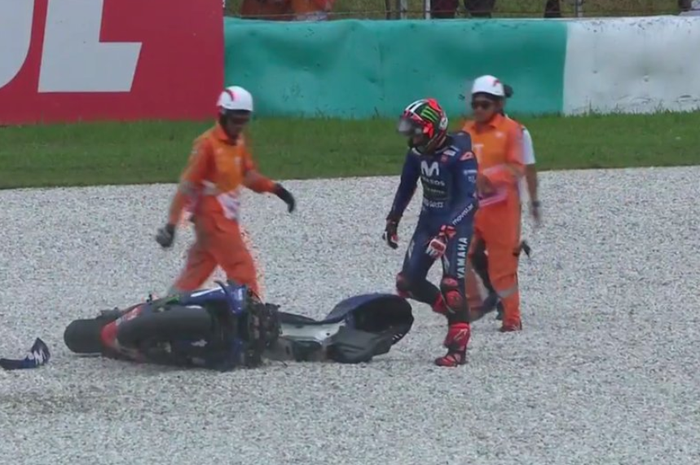 Crash Maverick Vinales di FP4 MotoGP Malaysia