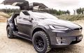 Keren Nih Mobil Listrik Tesla Model X Diubah Bergaya Off-road!