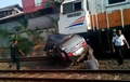 Tragis, Avanza Yang Kecelakaan Di Rel Ternyata Tertabrak Kereta Sampai Dua Kali 