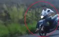 Tidak Ada Kapoknya! Kelakuan Kids Zaman Now Stoppie Pakai Motor Malah Berakhir Begini, Cek Videonya