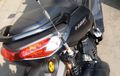 Waduh! Yamaha NMAX Baru Dipakai Setahun, Sokbreaker Depan Patah Saat Lintasi Jalan Berlubang