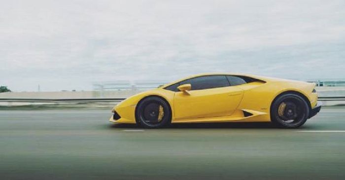 Lamborghini Huracan standar aslinya sudah bertampang agresif