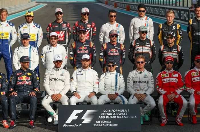 Para pembalap Formula 1 pada Grand Prix Abu dhabi 2016