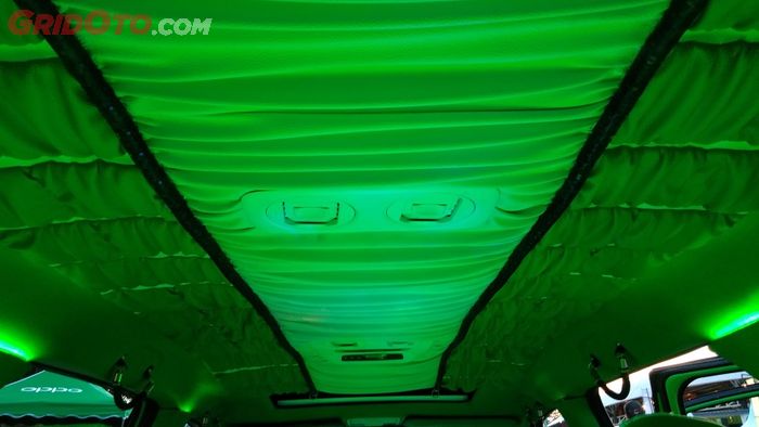 Atap modifikasi Honda Odyssey hijau