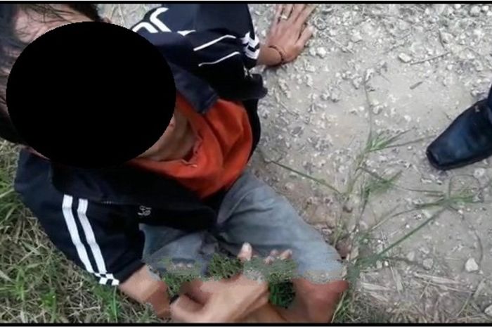 Pelaku tak berdaya setelah kena timah panas