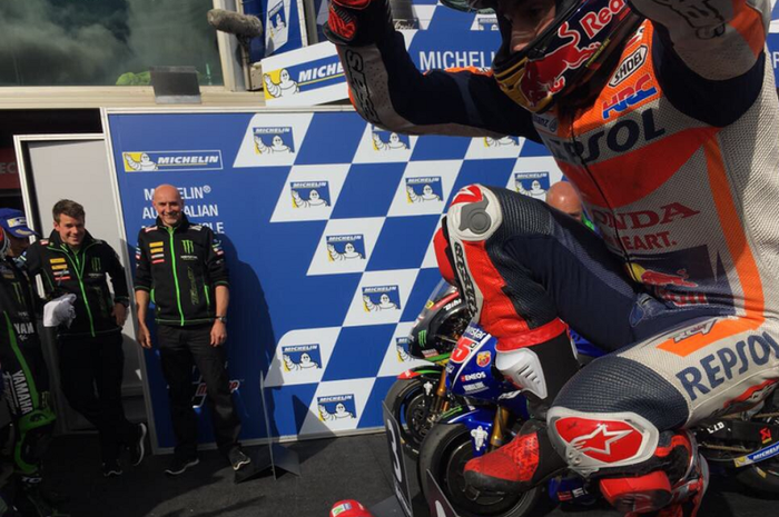 Marc Marquez rayakan kemenangan di MotoGP Australia 2017