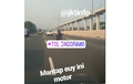 Pede Abis, Video Pemotor Lewat Jalan Tol dengan Santainya
