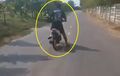 Video: Niat Tiru Gaya Pembalap Drag Bike, Endingnya Malah Begini