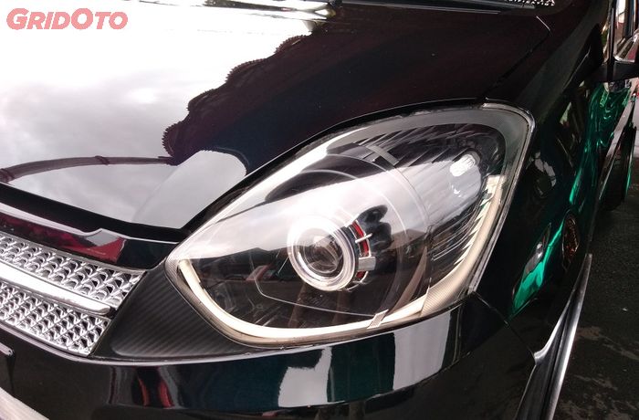Automania Eagle Eye: Menggali Potensi Toyota Agya dengan Sentuhan Modifikasi Ekstrim
