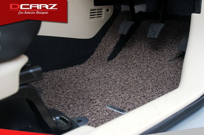 karpet berbahan PVC murni mampu menahan debu dan kotoran berterbangan