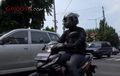 Berapa Umur Aman Helm Jika Dipakai Harian?