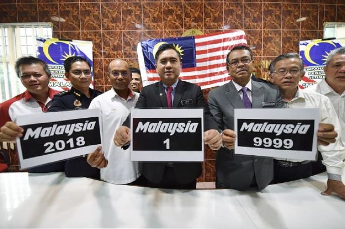 Pelelangan pelat nomor unik di Malaysia