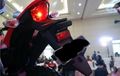 Terungkap! Ternyata Ini Alasan Sepatbor Belakang Motor Berwarna Hitam