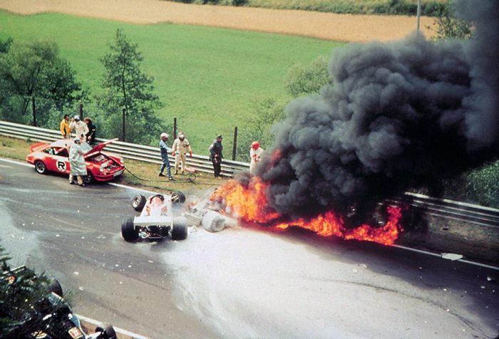 Kecelakaan Niki Lauda di Sirkuit Nurburgring 1976