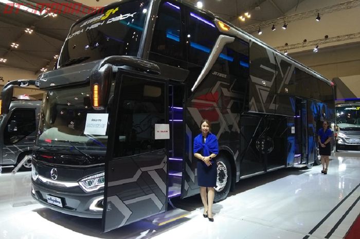 Jetbus 3+ Ultra High Deck (UHD) karoseri Adiputro