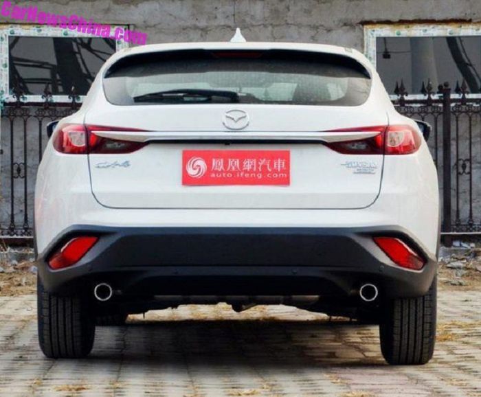 Penampakan belakang Mazda CX-4 yang diproduksi di Tiongkok