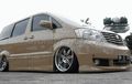 Modifikasi Toyota Alphard V 2005,  Bagged & Boosted
