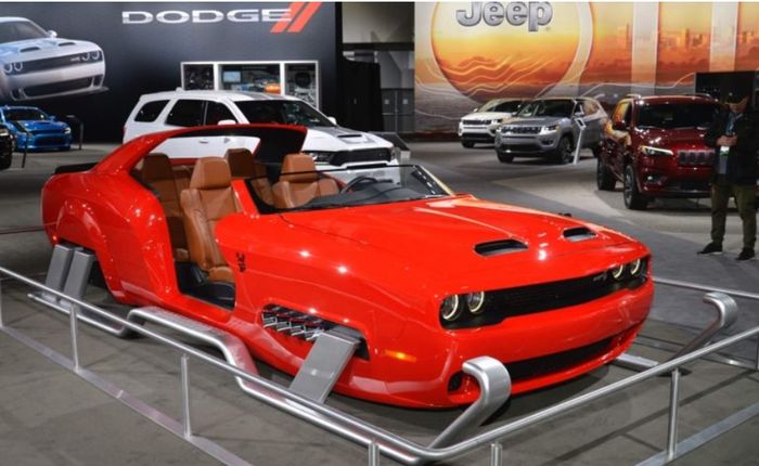 Kereta salju ala Dodge di Los Angeles Auto Show