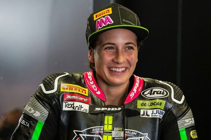 Ana Carrasco bukan hanya pembalap wanit yang juara ajang balap motor internasional