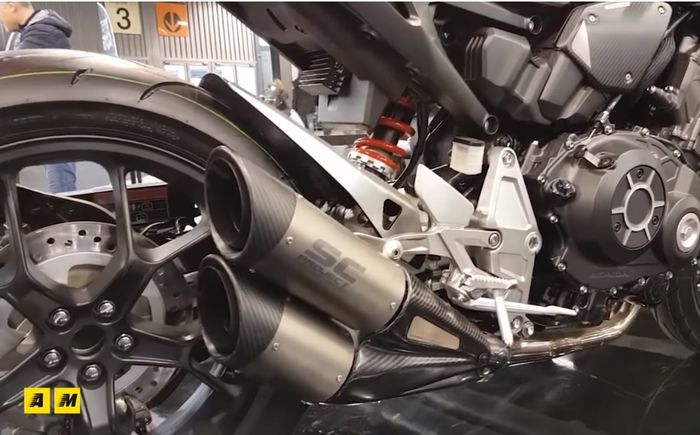 Knalpot lansiran SC Project dijejalkan di Honda CB1000R Limited Edition 2019