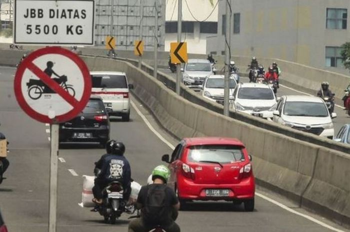 Rambu lalu lintas yang paling sering dilanggar.