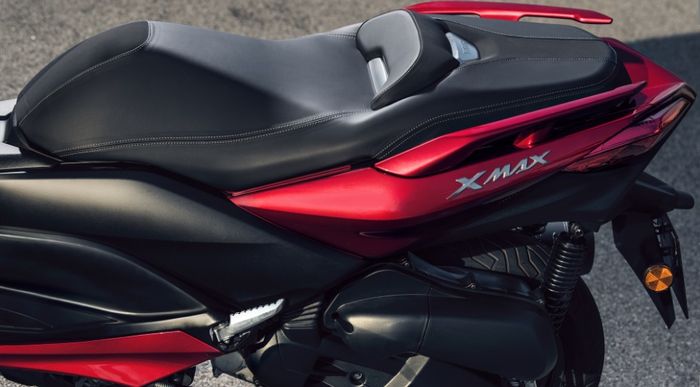 Seat pada di jok Yamaha XMAX 125