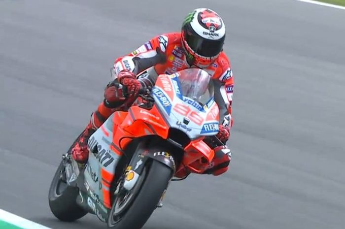 Jorge Lorenzo memakai aero fairing baru di FP1 MotoGP Italia