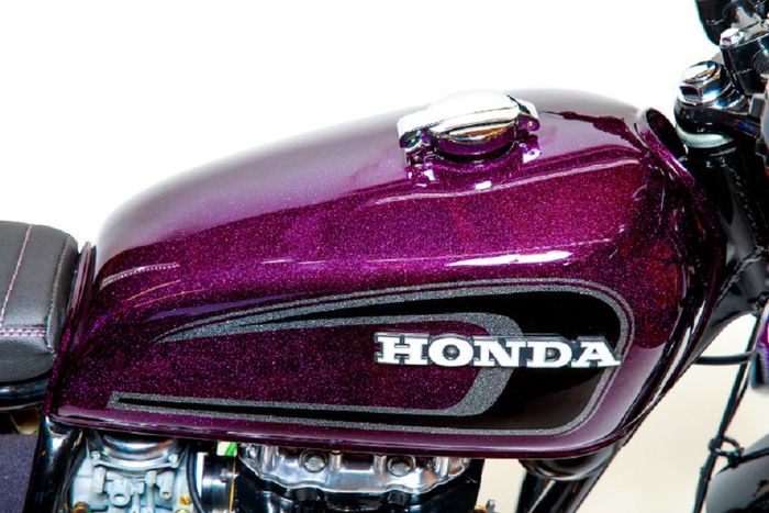 Honda CB360 custom brat tracker besutan Renew'd Moto