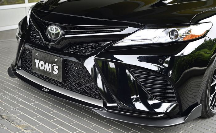 Bumper depan Toyota Camry dibuat agresif seperti varian WS Sport, Jepang