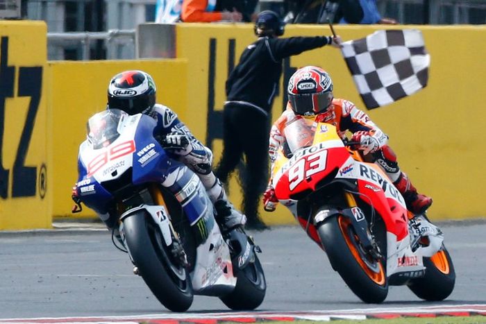 Kemenangan Jorge Lorenzo atas Marc Marquez di MotoGP Inggris 2013