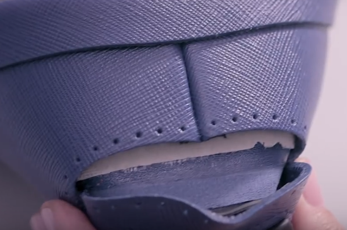 Proses pembuatan Prada Driving Shoes