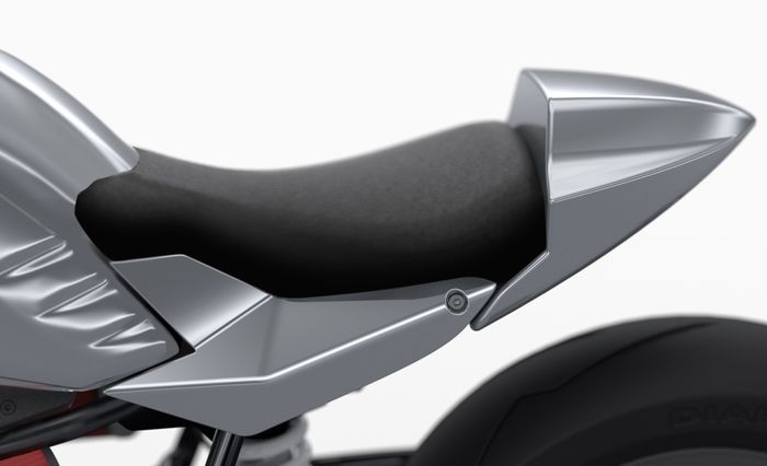 Bodi belakang hasil bikinan DAB Design yang sudah terpasang 