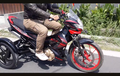 Nonton Yuk, Video Test Ride Si Ayam Jago Berkaki Tiga, Awas Oleng!