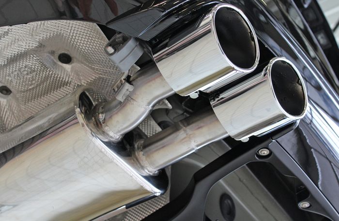 Multi-flow exhaust system Jaguar F-Pace garapan Hamann Motorsport