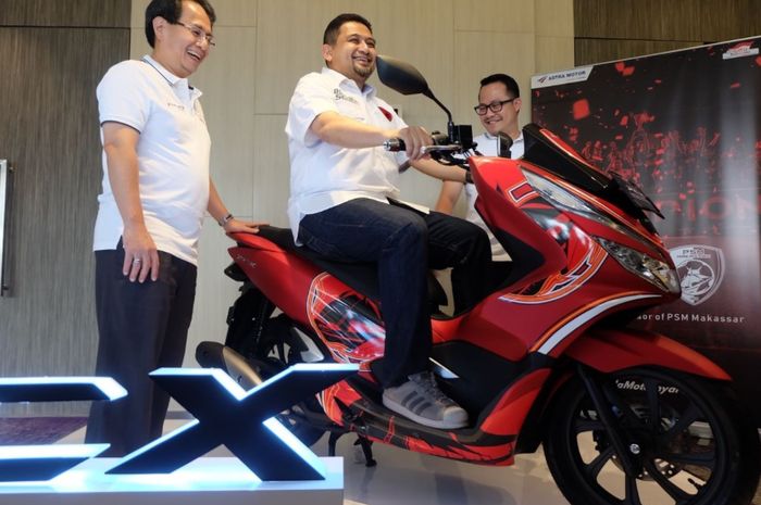 All New Honda PCX 150 dengan livery PSM Makassar