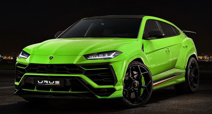 Lamborghini Urus pakai sayap belakang