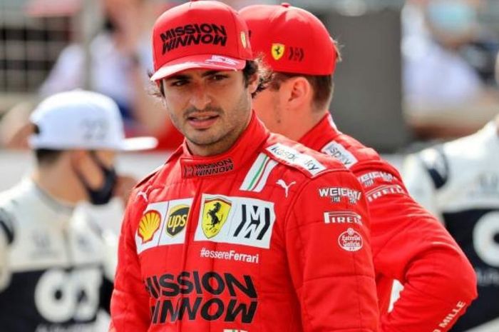 Pembalap Ferrari, Carlos Sainz sangat antusias menantikan format baru yang akan diterapkan pada balapan F1 Inggris 2021