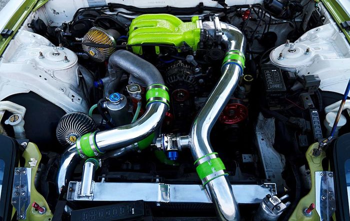 Mesin modifikasi Mazda RX-7 station wagon dikulik hingga tembus 360 dk