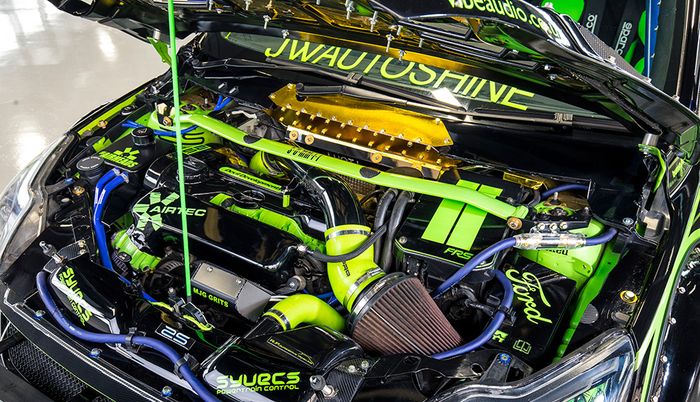 Mesin Ford Focus RS diupgrade hingga bertenaga 671 dk