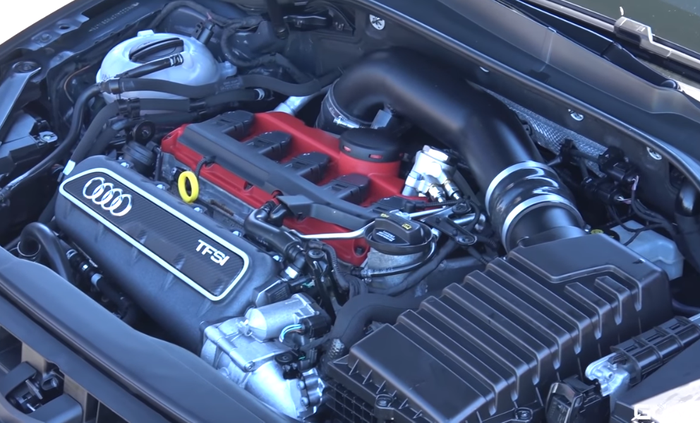 Mesin Audi RS3 di VW Golf R