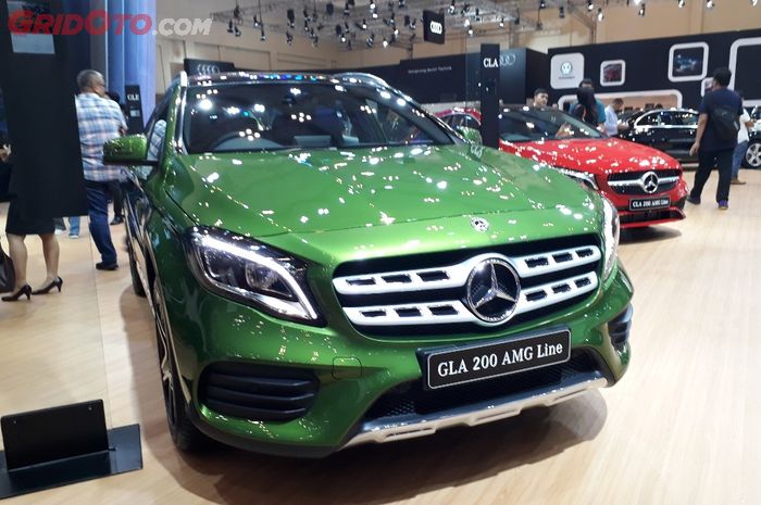 Mercedes-Benz GLA 200 AMG Line