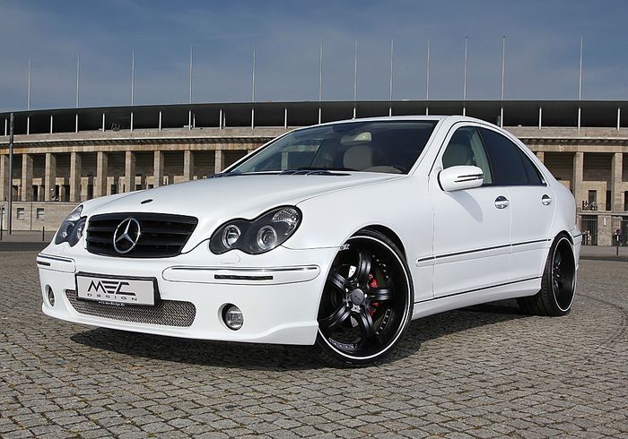 Mercedes-Benz C-Class W203 garapan dari MEC Design