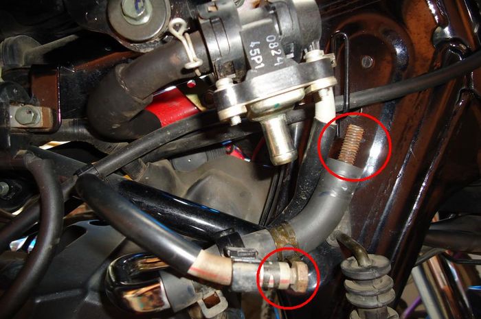 Jalur AIS Yamaha R25 dan MT-25 yang sering dipampet, jangan asal sebab bisa membuat mesin jadi panas