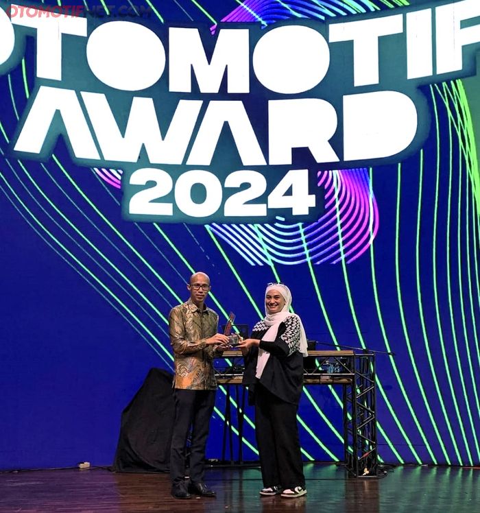 Mitsubishi raih penghargaan Best of Low SUV 5-Seater dalam OTOMOTIF Award 2024 lewat XForce