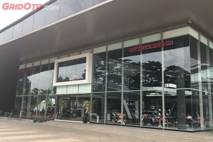 Honda big hotsell bike bsd