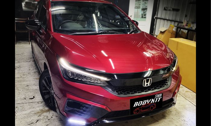 Tampilan depan modifikasi Honda City Hatchback garapan Siam Bodykit