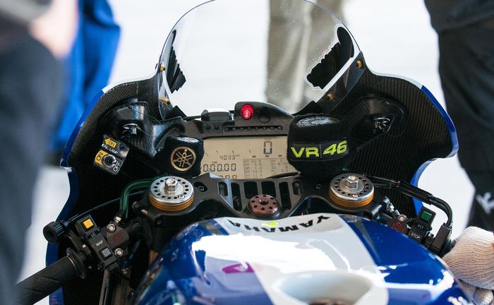 Launch Control System pada handle bar motor MotoGP