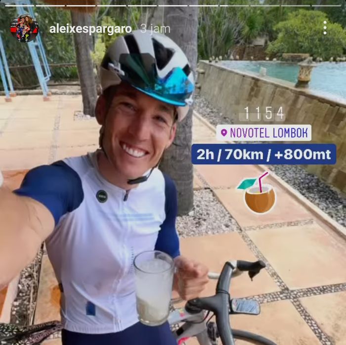 Alex Espargaro memamerkan jarak tempuh yang dihabiskan saat latihan sepeda di Mandalika pada Kamis pagi
